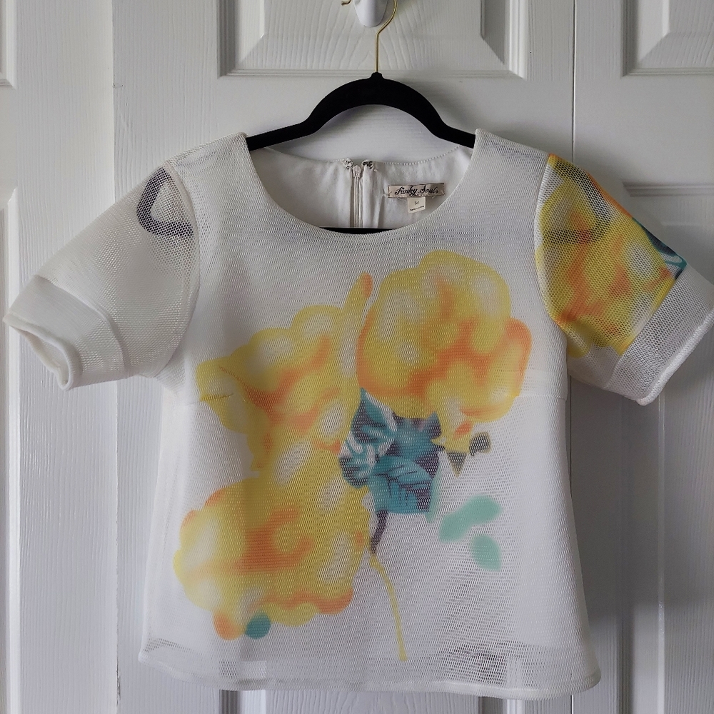 Floral white Blouse size M
